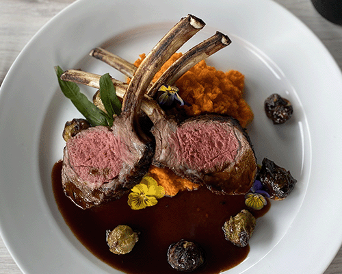 SEARED RACK OF LAMB WITH ROSEMARY-CABERNET SAUCE