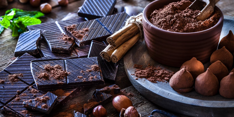 Dark chocolate bars and cocoa powder at Davis Estates